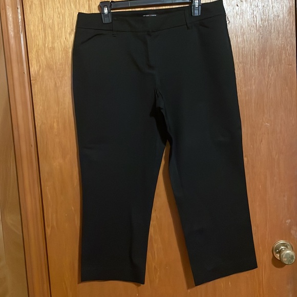 •NEW YORK & COMPANY• BLACK STRETCH HIGH WAISTED CROPPED TROUSERS SIZE 10 EUC - Picture 11 of 11